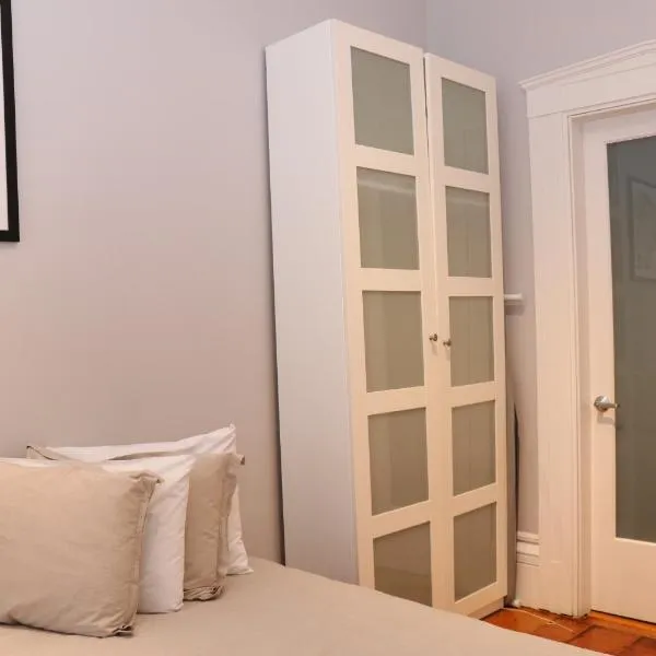 Downtown Beacon Hill, Convenient, Comfy Studio #1, hotel v destinaci Boston