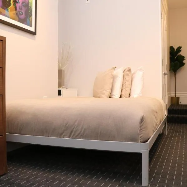 Charming & Stylish Studio on Beacon Hill #3, hotel v destinaci Boston