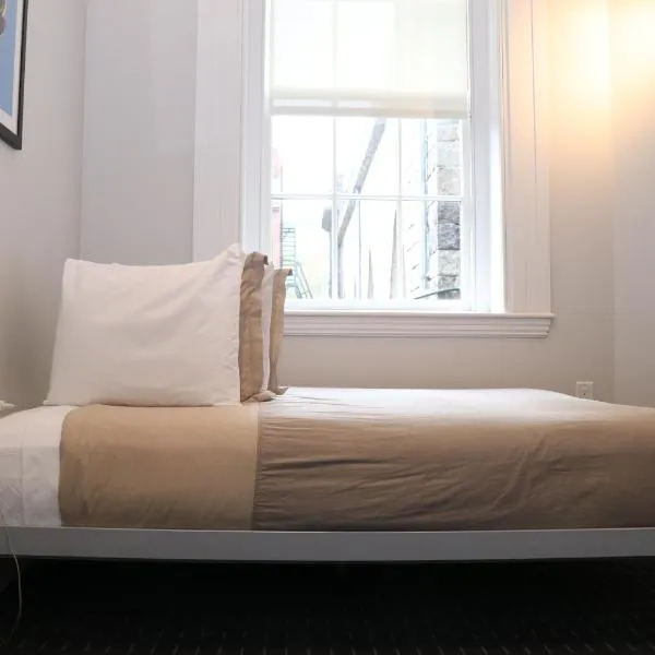 Charming & Stylish Studio on Beacon Hill #6, hotel in Boston