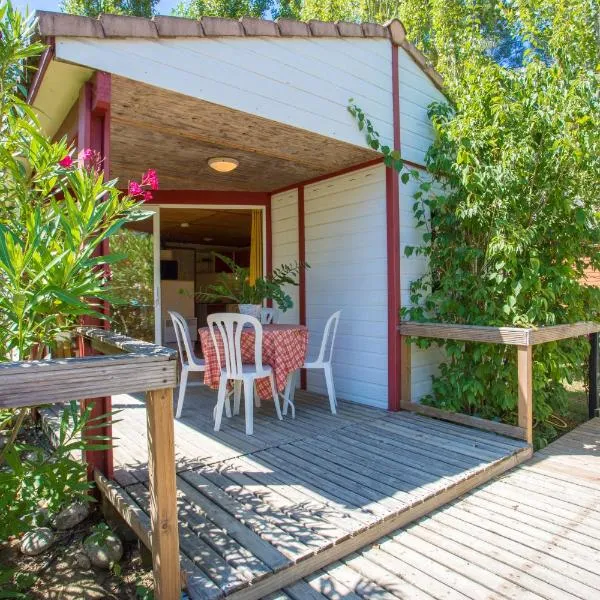 Bungalows & Rooms - Gît'Ôstal, hotel in Carcassonne