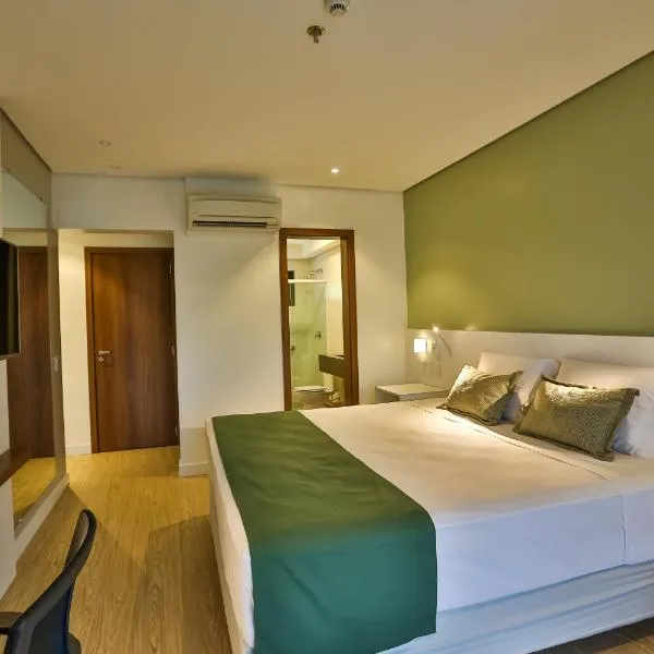 Quality Hotel Blumenau, hotel in Blumenau