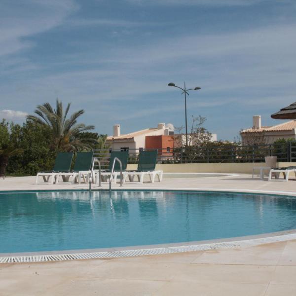 Apartamento com Piscina em Albufeira, Corcovada