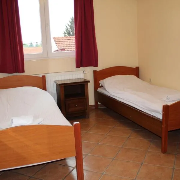 Prenoćište "Magnus", ξενοδοχείο σε Slavonski Brod