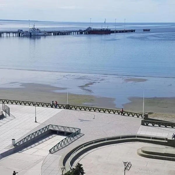 Enjoy Departamento Frente al Mar โรงแรมในปวยร์โตมาดริน