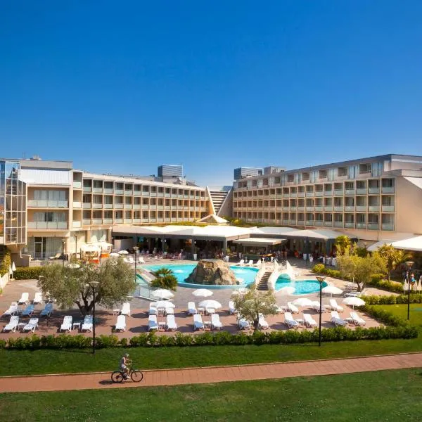 Aminess Vival Maestral Hotel, hotel din Novigrad Istria