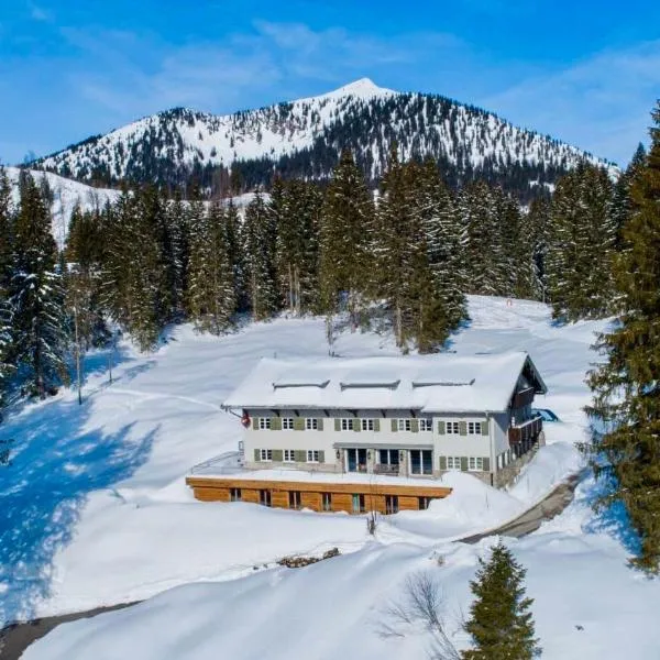 Spitzing Lodge Ferienwohnungen - Wanderparadies in den Bergen, hotel em Spitzingsee