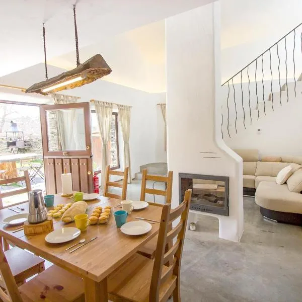 El Pajar Negro, hôtel à Majaelrayo