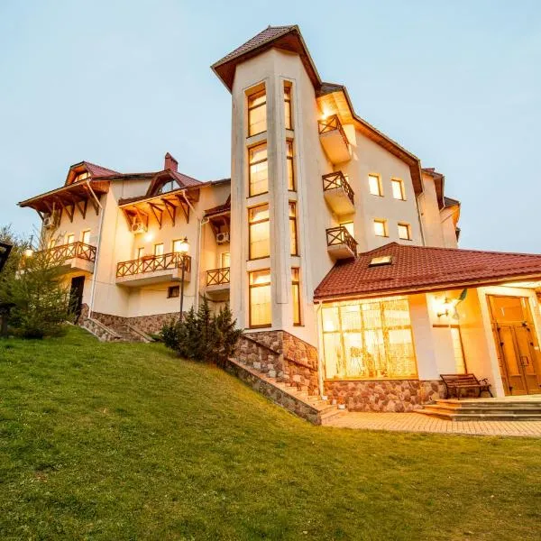 Zahar Berkut, Hotel in Slawske