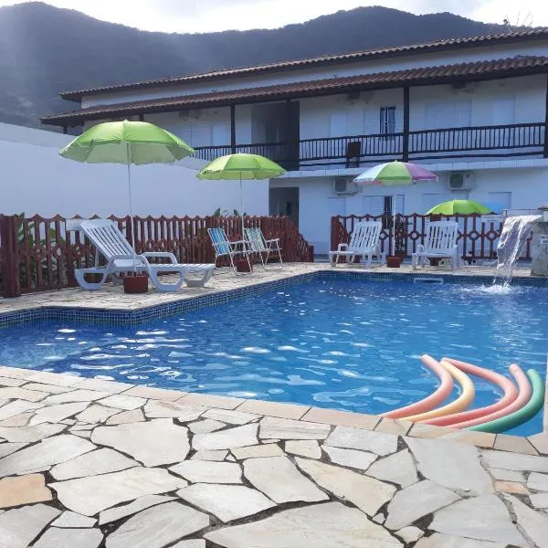Estúdio em maresias com ar condicionado e piscina, hôtel à Maresias