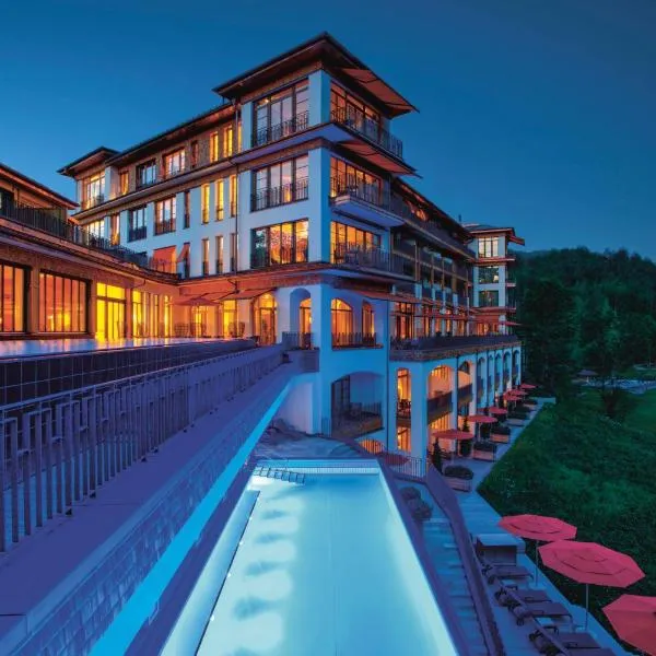 Schloss Elmau Luxury Spa Retreat & Cultural Hideaway, hotel v destinaci Elmau