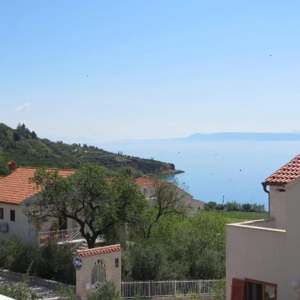 Bol Apartment Keka, Hotel in Bol