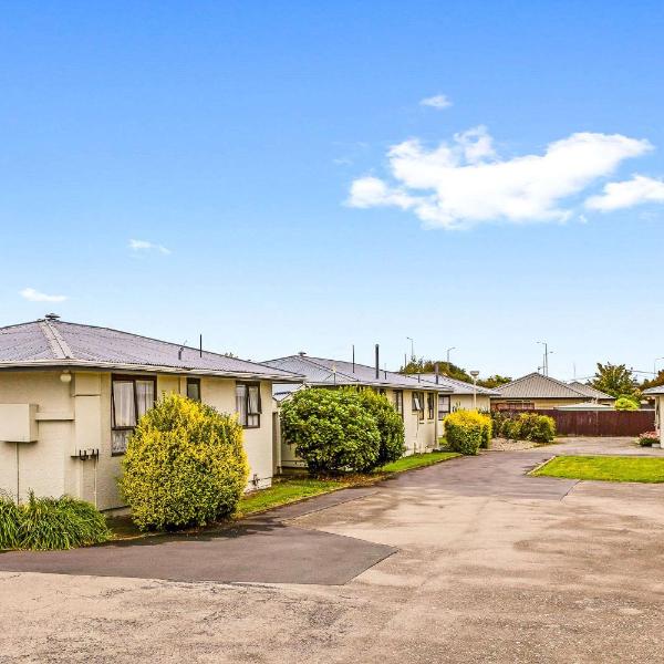 Econo Lodge Canterbury Court Motel