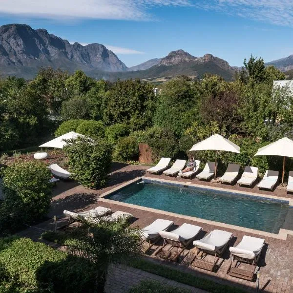 Plumwood Boutique Hotel by The Living Journey Collection, hotel v destinaci Franschhoek