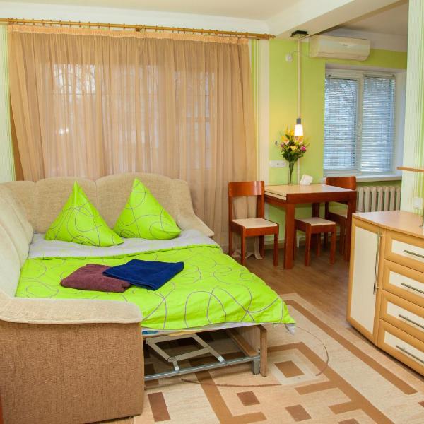 Semi-luxury Apartment on Nezalezhnoi Ukrаiny 65-B near Intourist Hotel