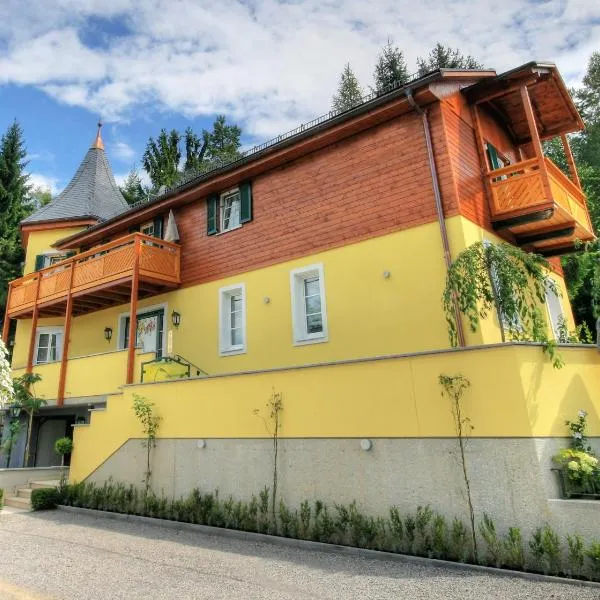 Hans Mauracher Schlössl, hotel ve uŠtýrském Hradci