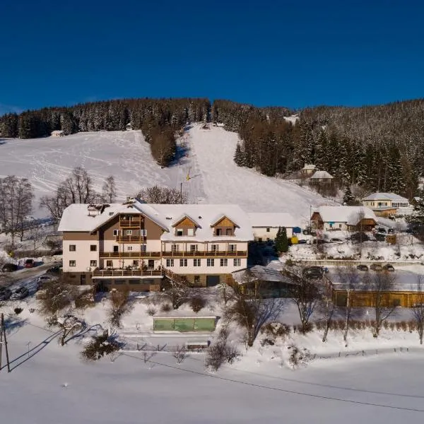 Hotel Schwengerer: Mönichwald şehrinde bir otel
