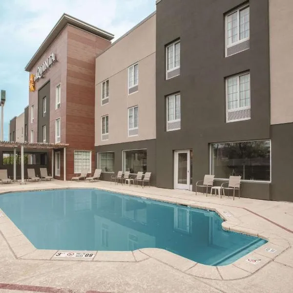 La Quinta by Wyndham New Cumberland - Harrisburg, hotel v destinaci New Cumberland