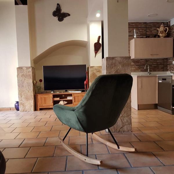 Hauzify I Apartaments Maritime