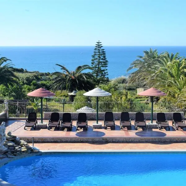 Quinta do Mar - Country & Sea Village, hotel in Luz