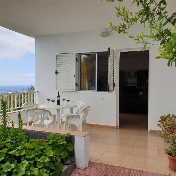 Casa Angel y Carmen (La Dama, La Gomera)、El Cercadoのホテル