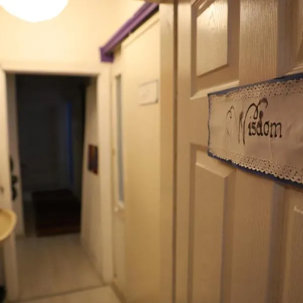 Shantihome, Hotel in Izmir