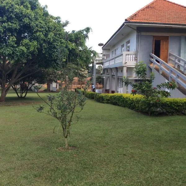 Skyway Hotel, hôtel à Entebbe