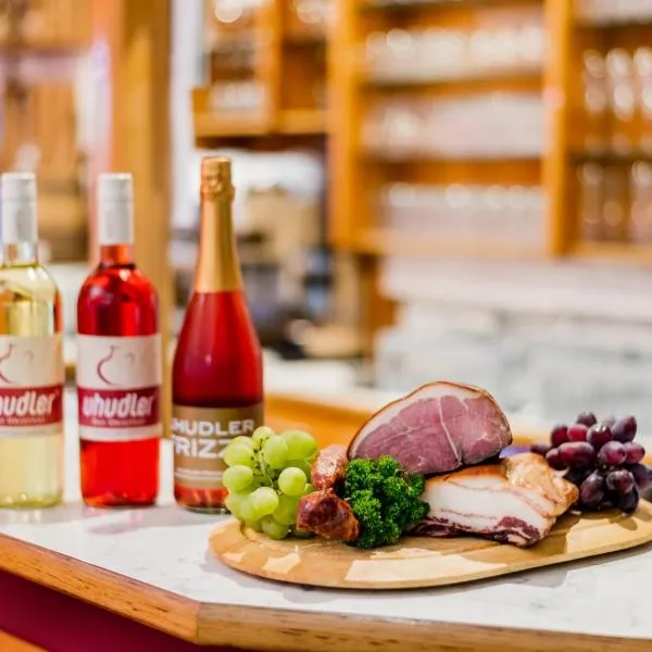 Dorf-Zimmer Mirth, hotel in Eltendorf