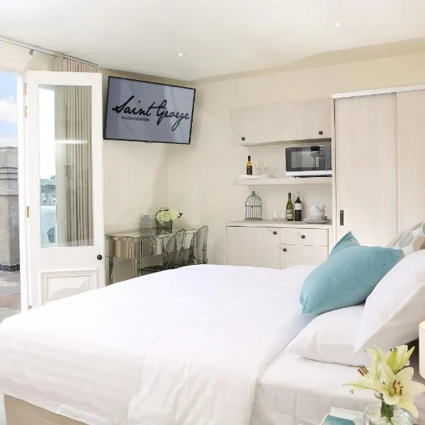 Studio 8 - Penthouse, hotel in Melbourne