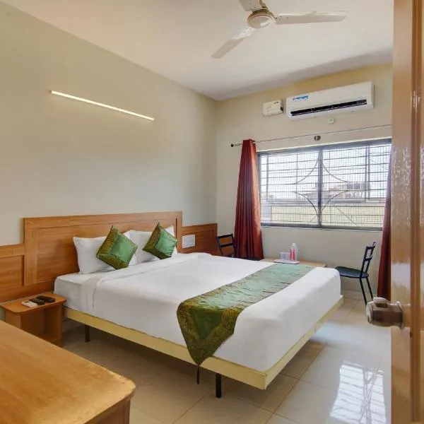 Itsy Hotels KES Residency, 10 Min From KSR Bengaluru City Junction, hotel in Bengaluru