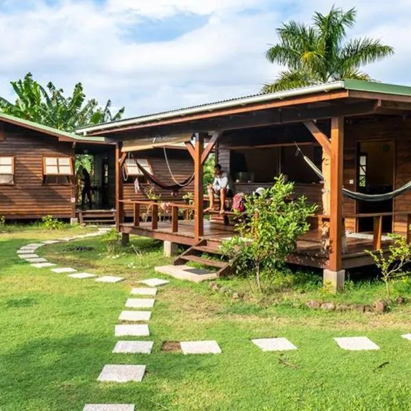 Painapaopao Backpacker, hotel v destinaci Moorea