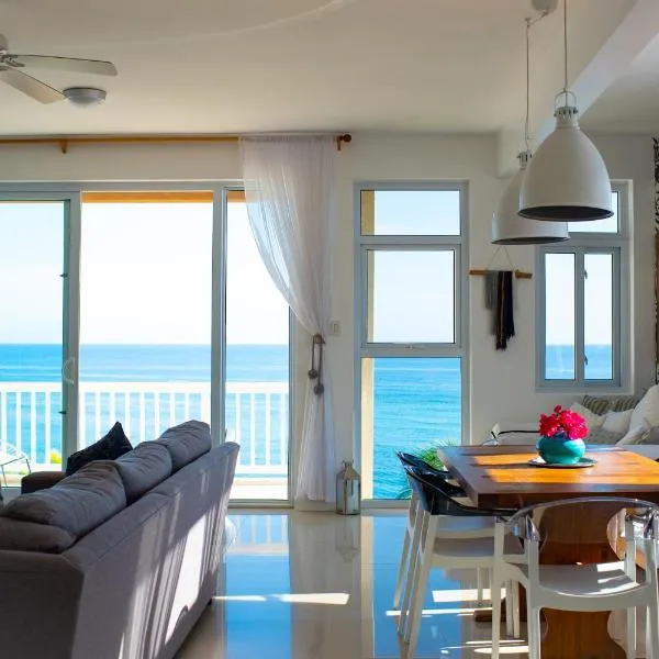 Ocho Rios Penthouse at Whispering Seas, Hotel in Ocho Rios