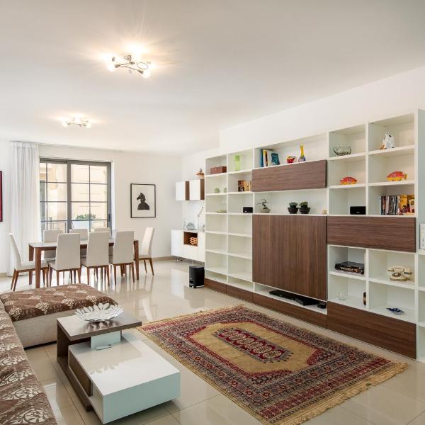 Belmonte Heights - Luxury 3 Bedroom Apartment