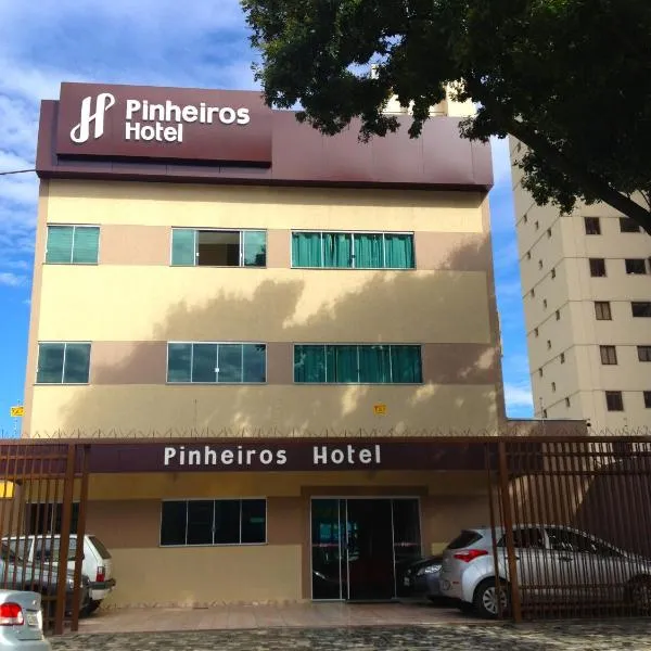 Pinheiros Hotel, hotel v destinaci Goiânia