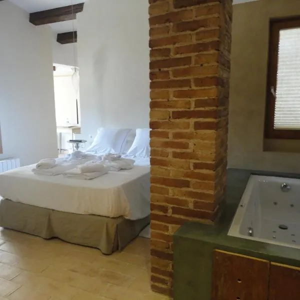 Guiamets에 위치한 호텔 Hotel Rural Cal Torner Adults Only