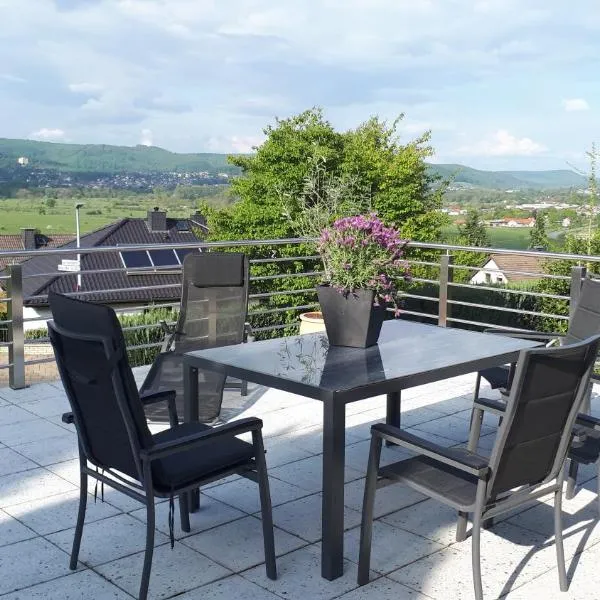 FEWO Zum Golfplatz, hotel in Lügde