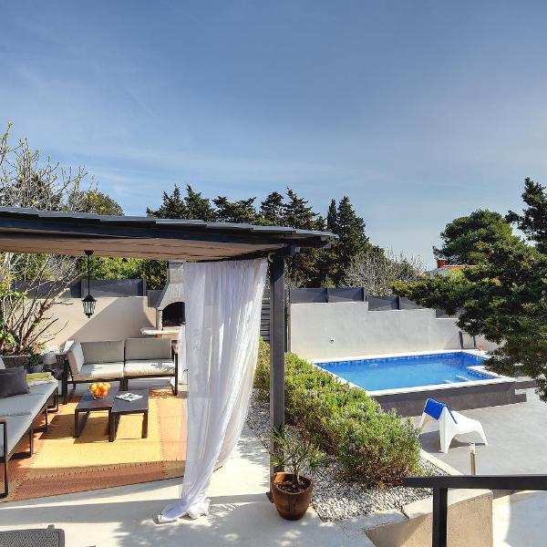 House Zoya