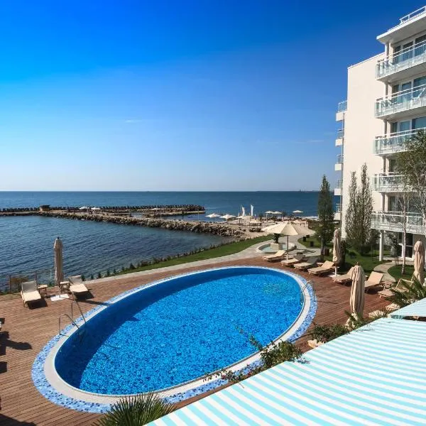 Carmen International Hotel Venus - Fost Becali Hotel, hôtel à Vénus