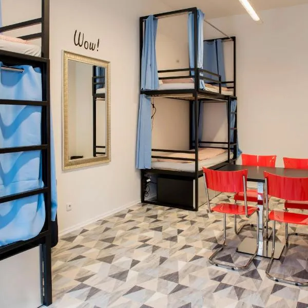 Hostel Eleven, hotel in Brno
