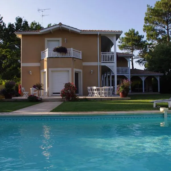 LE CLOS D'IGNAC, hotel v destinaci Lège-Cap-Ferret