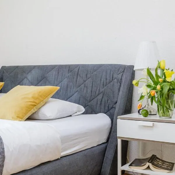 Rent a Home Delsbergerallee - Self Check-In, hotel em Basileia