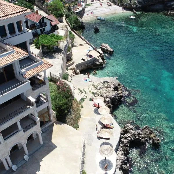 Regina del Mare, hotel v destinaci Bar