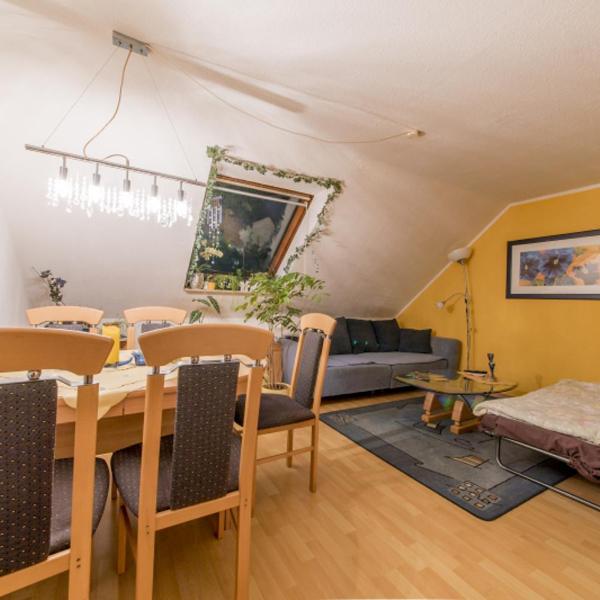 Smoker Private Apartment