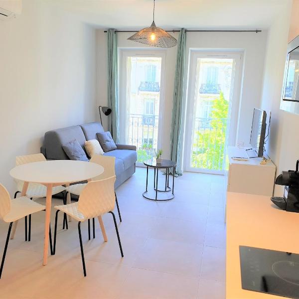 BAIE DES ANGES 2P 304