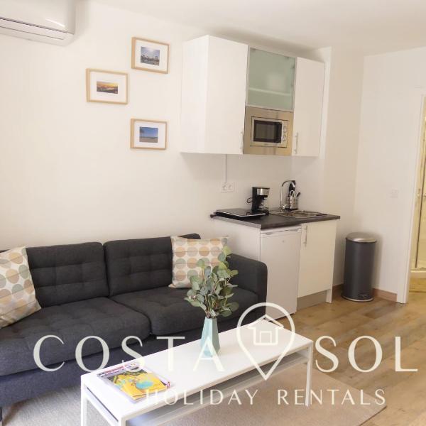 LA CARIHUELA TORREMOLINOS - STUDIO 3 - COSTA SOL HOLIDAY RENTALS
