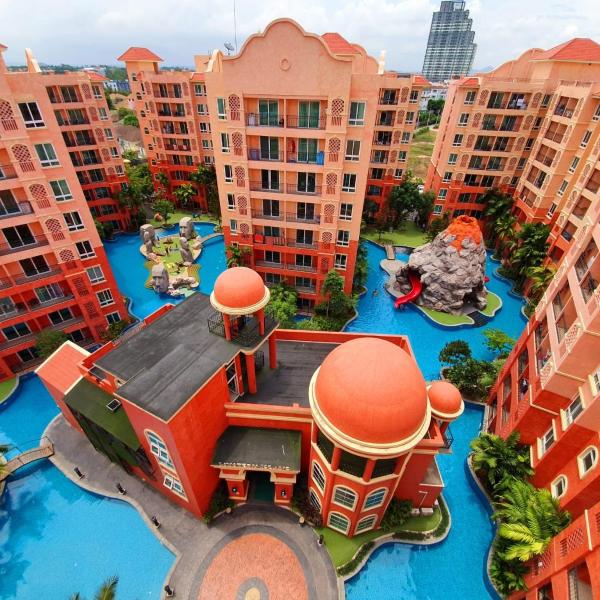 Seven Seas Condo by Pavel