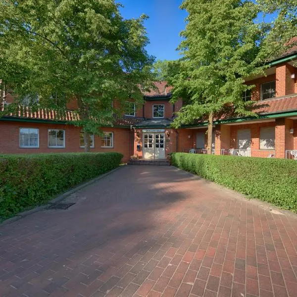 Hotel & Gasthof Zur Linde, Hotel in Middelhagen