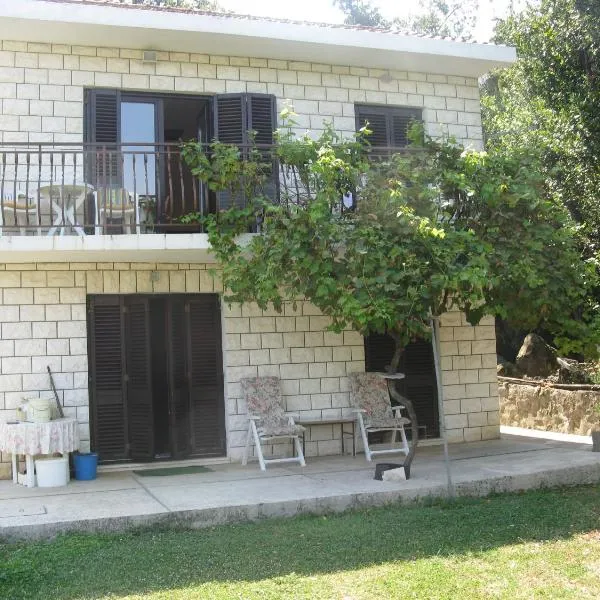 Vila Ruža, ξενοδοχείο στο Ston