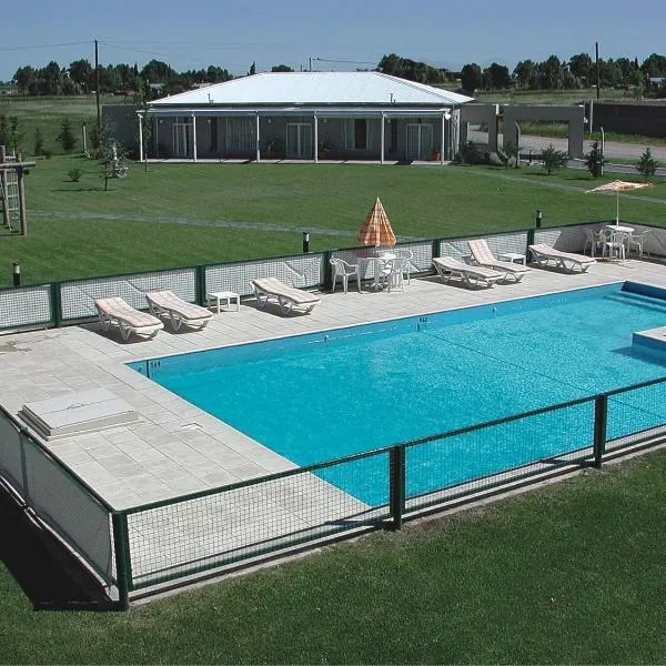 Elegance Hotel, hotell i Tres Arroyos