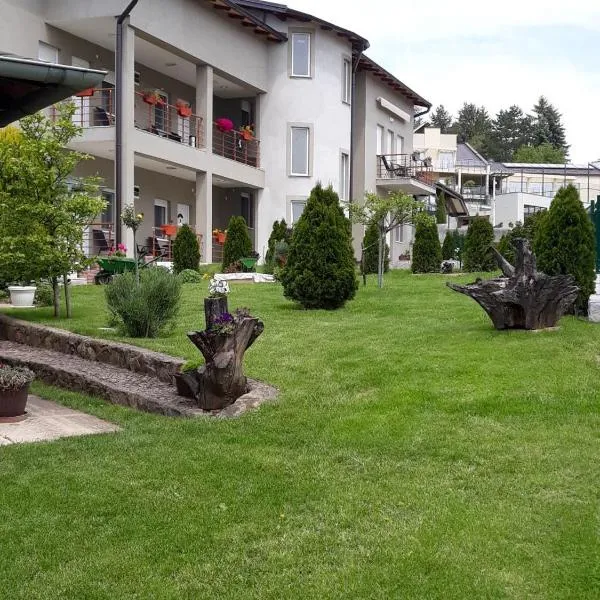 Simića ćoše, hotell sihtkohas Vrdnik