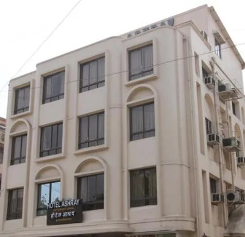 Hotel Ashray International, Sion - Near BKC, hotel in Mumbai